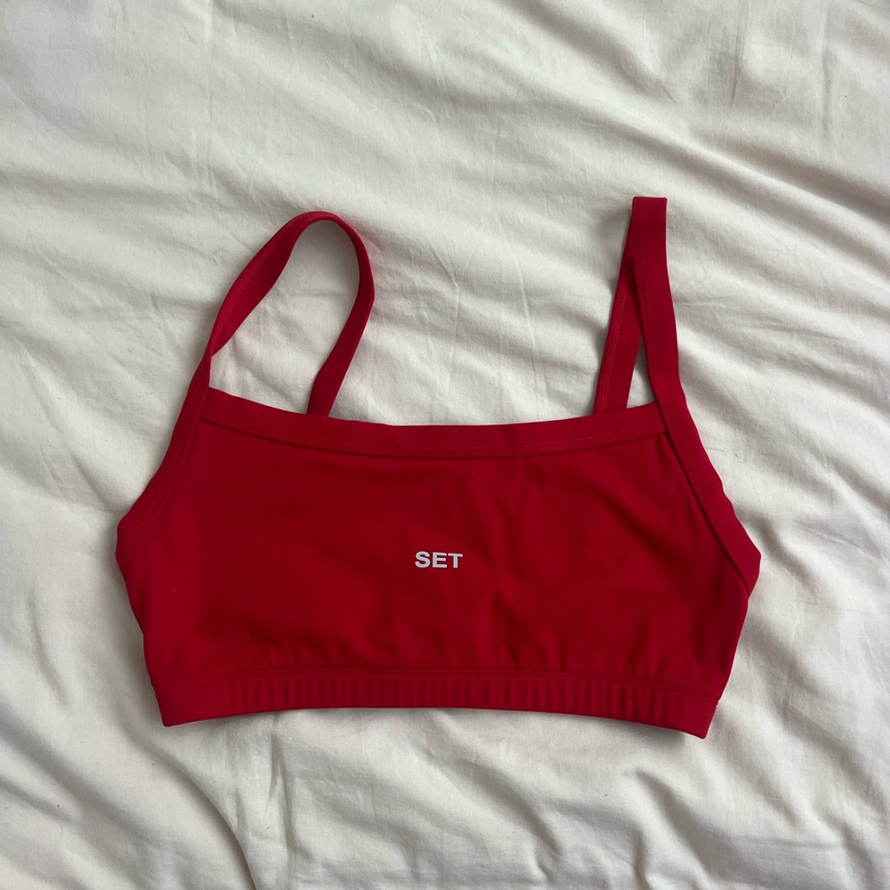 Red set active sports bra
